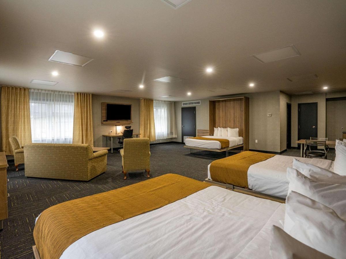 דראמונדוויל Quality Suites מראה חיצוני תמונה
