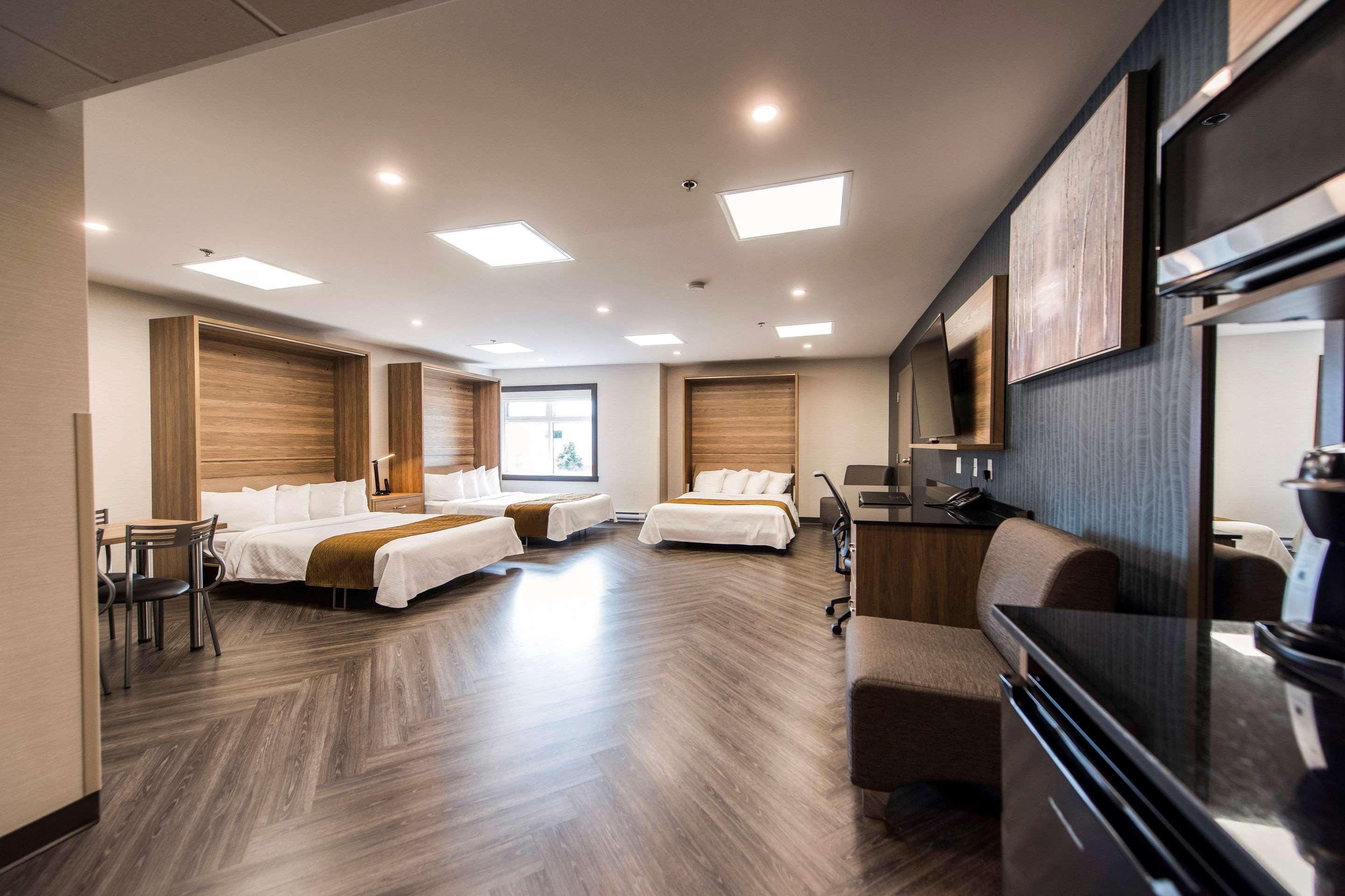 דראמונדוויל Quality Suites מראה חיצוני תמונה